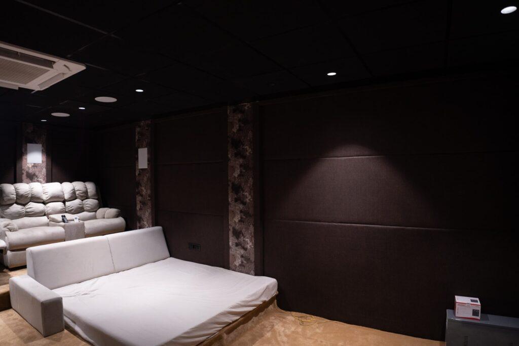 Luxurious home theatre sofa
